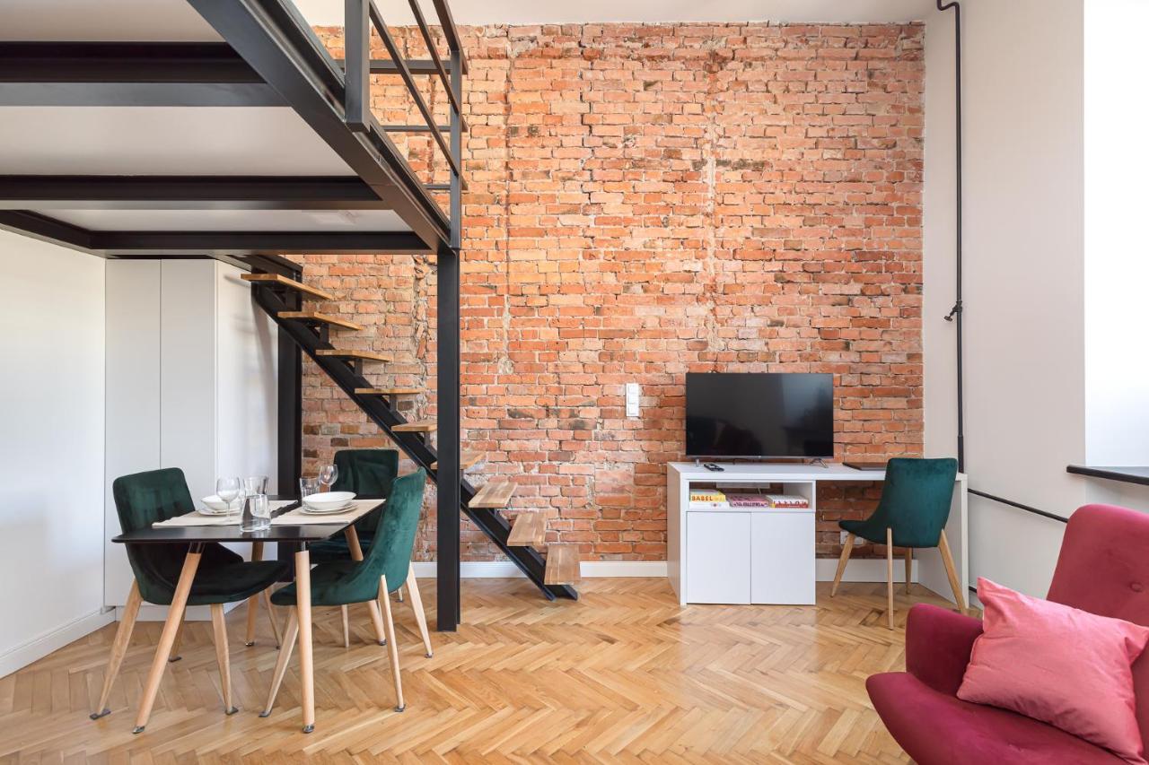 Stylowe Studio Z Antresola Warszawa Esterno foto